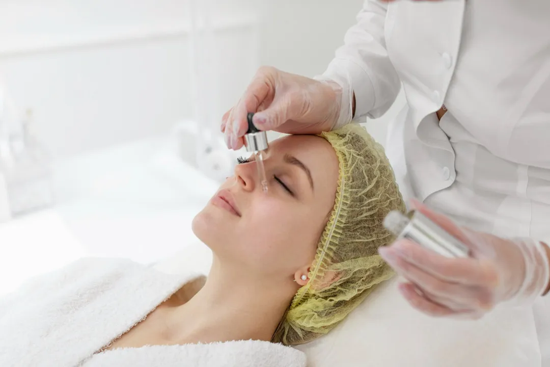Kolajen Üretimini Artıran Dermatolojik Tedaviler Nelerdir?